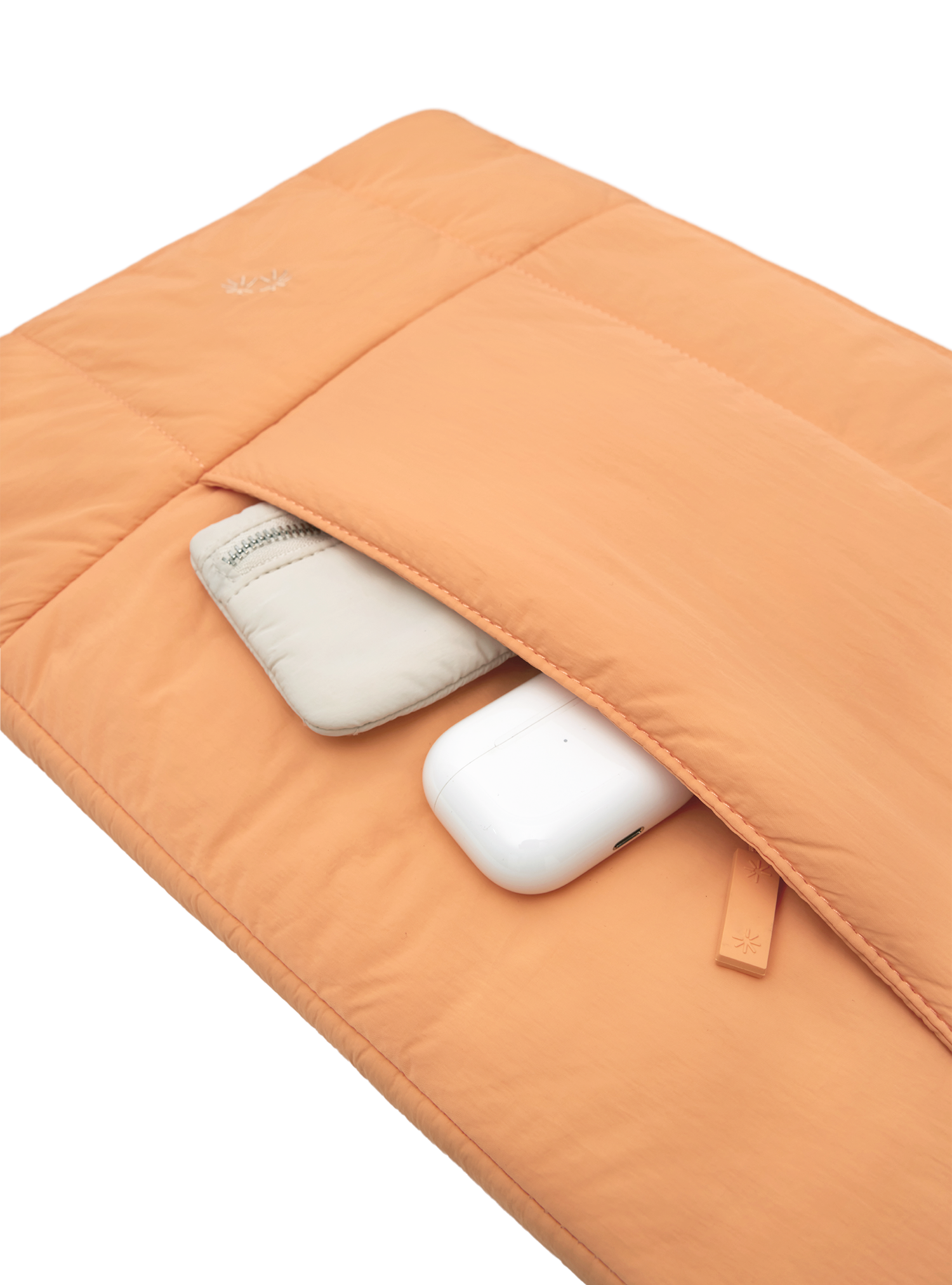 Laptop Pod 15" (Poppy)